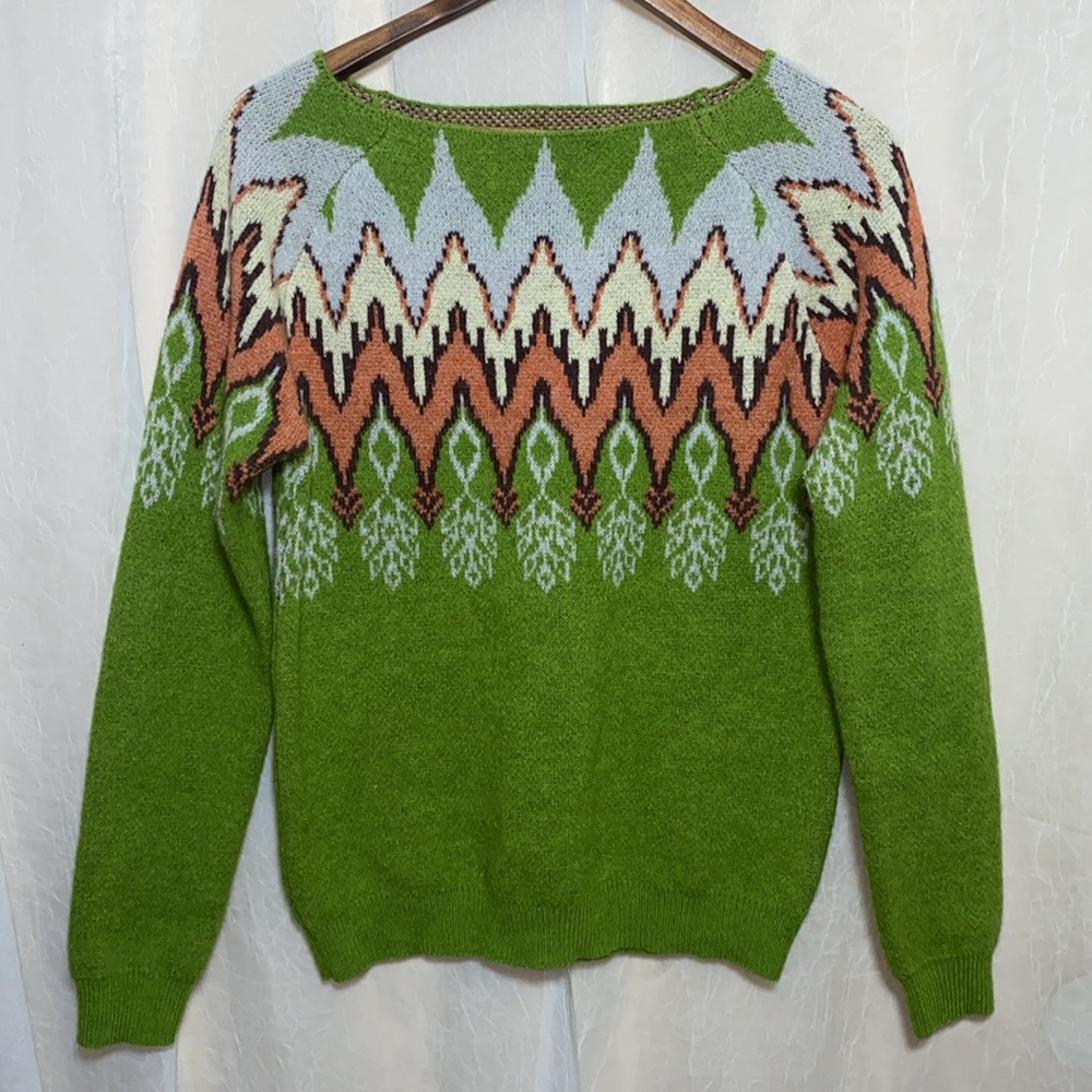 Boho boutique sweater green with brown and cream colored design size small